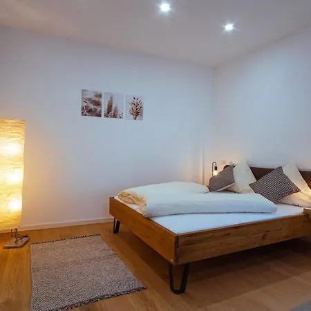 Neue Loft Im Alten Kelterhaus - Urlaub Im Wein- Und Ferienort Bekond Exterior foto